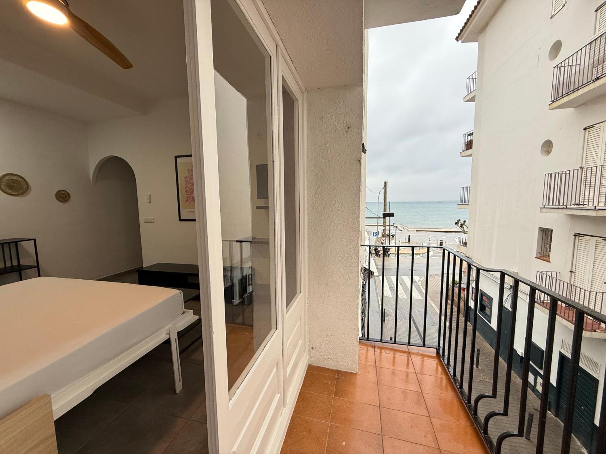 Agi Macia Centro Apartment Roses Exterior photo